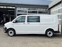 Volkswagen Transporter 2.0 TDI L2H1 DC 4Motion 150pk 4x4 Dubbele schuifdeur Airco Cruise controle Trekhaak 2500kg trekgewicht Camera Telefoonverbinding 5-Persoons Sitebars Achterklep   Apk 04-2026
