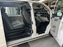 Volkswagen Transporter 2.0 TDI L2H1 DC 4Motion 150pk 4x4 Dubbele schuifdeur Airco Cruise controle Trekhaak 2500kg trekgewicht Camera Telefoonverbinding 5-Persoons Sitebars Achterklep   Apk 04-2026