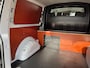 Volkswagen Transporter 2.0 TDI L2H1 DC 4Motion 150pk 4x4 Dubbele schuifdeur Airco Cruise controle Trekhaak 2500kg trekgewicht Camera Telefoonverbinding 5-Persoons Sitebars Achterklep   Apk 04-2026