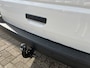 Volkswagen Transporter 2.0 TDI L2H1 DC 4Motion 150pk 4x4 Dubbele schuifdeur Airco Cruise controle Trekhaak 2500kg trekgewicht Camera Telefoonverbinding 5-Persoons Sitebars Achterklep   Apk 04-2026