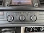 Volkswagen Transporter 2.0 TDI L2H1 DC 4Motion 150pk 4x4 Dubbele schuifdeur Airco Cruise controle Trekhaak 2500kg trekgewicht Camera Telefoonverbinding 5-Persoons Sitebars Achterklep   Apk 04-2026