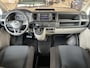 Volkswagen Transporter 2.0 TDI L2H1 DC 4Motion 150pk 4x4 Dubbele schuifdeur Airco Cruise controle Trekhaak 2500kg trekgewicht Camera Telefoonverbinding 5-Persoons Sitebars Achterklep   Apk 04-2026