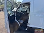 IVECO Daily 35S17A8 L2H2 - luchtvering - airco - service bus - 3.0L - 170 PK - automaat - schuifdeur - trekhaak 3500 kg - euro 5