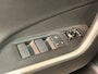 Toyota RAV4 2.5 Hybrid Bi-Tone | Schuif - / kanteldak | Trekhaak | Dealeronderhouden |