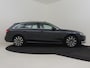 Audi A4 Avant 35 TFSI S Edition 150Pk DSG/AUTO |  | Elekt Glazen pano-dak | Achteruitrijcamera | Dodehoek detectie | Elekt achterklep | Parkeersensoren |  Stoelverwarming | Cruise control | App connect | DAB | LED | 18"LMV