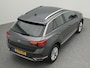 Volkswagen T-Roc Style 1.5 TSI 150 PK DSG Automaat | LED Plus | Elek. Kofferklep | Stoel & Stuurverwarming | Trekhaak | Side Assist | Achteruitrijcamera |