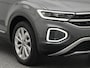 Volkswagen T-Roc Style 1.5 TSI 150 PK DSG Automaat | LED Plus | Elek. Kofferklep | Stoel & Stuurverwarming | Trekhaak | Side Assist | Achteruitrijcamera |
