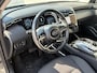 Hyundai Tucson 1.6 T-GDI PHEV Comfort Smart 4WD / Fabrieksgarantie t/m 05-2027 / Dealer Onderhouden / Stoel-/Stuurverwarming / Achteruitrijcamera / Navigatie / Apple Carplay/Android Auto / Elektrische achterklep /