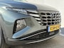 Hyundai Tucson 1.6 T-GDI PHEV Comfort Smart 4WD / Fabrieksgarantie t/m 05-2027 / Dealer Onderhouden / Stoel-/Stuurverwarming / Achteruitrijcamera / Navigatie / Apple Carplay/Android Auto / Elektrische achterklep /