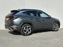Hyundai Tucson 1.6 T-GDI PHEV Comfort Smart 4WD / Fabrieksgarantie t/m 05-2027 / Dealer Onderhouden / Stoel-/Stuurverwarming / Achteruitrijcamera / Navigatie / Apple Carplay/Android Auto / Elektrische achterklep /