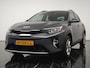 Kia Stonic 1.0 T-GDi MHEV DCT7 120PK DynamicLine Navi Pack Automaat - Navigatie - Camera - Climate control - Cruise control - Trekhaak - Fabrieksgarantie tot 11-2028