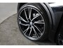 Volvo XC40 2.0 T5 AWD R-Design Dark, Intro Edition, 247Pk, Onderscheidend, Full options Alles in de kleur Black Stone, Harman Kardon, 21" LM, Pano dak, Leer/alcantara, enz.enz.