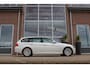 BMW 3-Serie Touring 318i Executive | Facelift | Cruise control | Comfort Package | Climate control | PDC achter | Regensensor | Radio Professional | 17 inch | Stuurwiel multifunctioneel