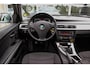 BMW 3-Serie Touring 318i Executive | Facelift | Cruise control | Comfort Package | Climate control | PDC achter | Regensensor | Radio Professional | 17 inch | Stuurwiel multifunctioneel