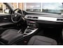 BMW 3-Serie Touring 318i Executive | Facelift | Cruise control | Comfort Package | Climate control | PDC achter | Regensensor | Radio Professional | 17 inch | Stuurwiel multifunctioneel