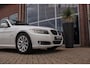 BMW 3-Serie Touring 318i Executive | Facelift | Cruise control | Comfort Package | Climate control | PDC achter | Regensensor | Radio Professional | 17 inch | Stuurwiel multifunctioneel