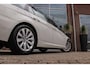 BMW 3-Serie Touring 318i Executive | Facelift | Cruise control | Comfort Package | Climate control | PDC achter | Regensensor | Radio Professional | 17 inch | Stuurwiel multifunctioneel
