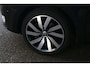 Volkswagen Sharan 1.4 TSI Highline 7-persoons Fully Loaded alle dankbare opties 1e eigenaar Full Option Uniek Panoramadak NW Staat