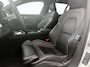 Volvo V60 2.0 B3 Plus Dark Sport Leder | Panorama dak | 19" inch velgen