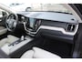 Volvo XC60 T8 390PK Automaat Twin Engine AWD Inscription | Head-up | Pilot Assist | Trekhaak | 360 Camera | H&K Audio | Schuif/kanteldak |