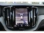 Volvo XC60 T8 390PK Automaat Twin Engine AWD Inscription | Head-up | Pilot Assist | Trekhaak | 360 Camera | H&K Audio | Schuif/kanteldak |