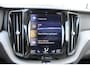 Volvo XC60 T8 390PK Automaat Twin Engine AWD Inscription | Head-up | Pilot Assist | Trekhaak | 360 Camera | H&K Audio | Schuif/kanteldak |