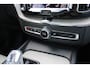 Volvo XC60 T8 390PK Automaat Twin Engine AWD Inscription | Head-up | Pilot Assist | Trekhaak | 360 Camera | H&K Audio | Schuif/kanteldak |