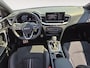 Kia Ceed 1.5 T-GDi GT-PlusLine Automaat | 140 PK | Schuif-kanteldak | JBL | Elektr. verstelbare bestuurdersstoel met geheugenfunctie | 18" lichtmetalen velgen | Dodehoek detectie | Metallic lak | Fabrieksgarantie t/m 8-4-2032 + 3x 1 jaar* | NAP