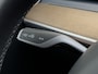 Tesla Model Y Long Range AWD 75kWh 514PK Warmtepomp Stuur+Stoel+Achterbankverwarming Panoramadak Camera's Adap.Cruise Navi Ecc Premium-Audio Leder SOH 91,4% 4WD Keyless Intel Atom®-Processor Privacy Glas Lmv Matrix Led Dodehoekdetectie