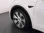 Tesla Model Y Long Range AWD 75kWh 514PK Warmtepomp Stuur+Stoel+Achterbankverwarming Panoramadak Camera's Adap.Cruise Navi Ecc Premium-Audio Leder SOH 91,4% 4WD Keyless Intel Atom®-Processor Privacy Glas Lmv Matrix Led Dodehoekdetectie