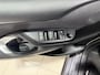 Toyota Yaris 1.5 Hybrid 115 Business Stoel/stuurwielverwarming , Parkeersensoren voor en achter , Camera , All Season banden met lm velgen , BTW auto
