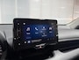 Toyota Yaris 1.5 Hybrid 115 Business Stoel/stuurwielverwarming , Parkeersensoren voor en achter , Camera , All Season banden met lm velgen , BTW auto