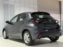 Toyota Yaris 1.5 Hybrid 115 Business Stoel/stuurwielverwarming , Parkeersensoren voor en achter , Camera , All Season banden met lm velgen , BTW auto