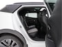 Peugeot e-2008 EV GT Pack 50 kWh [3-Fase-11kW] {SoH-88%} (INCL-BTW) * HEATPUMP | PANO |  LEATHER-ALCANTARA| DIGI-COCKPIT | FULL-LED | BLIS | KEYLESS | CAMERA | CARPLAY | DAB+ | NAVI-FULLMAP | ECC | PDC | SPORTSEATS | AMBIENTLIGHT | PRIVACY-GLASS |