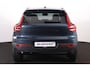 Volvo XC40 B3 Plus Black Edition - Panorama/schuifdak - IntelliSafe Assist & Surround - 360º Camera - Harman/Kardon audio - Verwarmde voorstoelen & stuur - Parkeersensoren voor & achter - Elektr. bedienb. voorstoelen met geheugen links - Draadloze tel. lader - Standkachel - Extra getint glas - 20' LMV