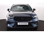 Volvo XC40 B3 Plus Black Edition - Panorama/schuifdak - IntelliSafe Assist & Surround - 360º Camera - Harman/Kardon audio - Verwarmde voorstoelen & stuur - Parkeersensoren voor & achter - Elektr. bedienb. voorstoelen met geheugen links - Draadloze tel. lader - Standkachel - Extra getint glas - 20' LMV