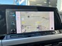 Volkswagen Golf 1.0 eTSI Life / AUTOMAAT/ CRUISE/ STOELVERWARMING/ APP-CONNECT/ CLIMATE/ PARK. SENSOREN/ DIGITAL DASH/ NAVI/ 16'' LMV