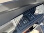 Volkswagen Golf 1.0 eTSI Life / AUTOMAAT/ CRUISE/ STOELVERWARMING/ APP-CONNECT/ CLIMATE/ PARK. SENSOREN/ DIGITAL DASH/ NAVI/ 16'' LMV