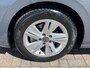 Volkswagen Golf 1.0 eTSI Life / AUTOMAAT/ CRUISE/ STOELVERWARMING/ APP-CONNECT/ CLIMATE/ PARK. SENSOREN/ DIGITAL DASH/ NAVI/ 16'' LMV