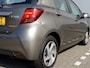 Toyota Yaris 1.5 Hybrid Dynamic Limited | Stoelverwarming | Parkeersensoren voor | Achteruitrijcamera | Climate Control |