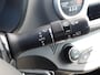 Toyota Yaris 1.5 Hybrid Dynamic Limited | Stoelverwarming | Parkeersensoren voor | Achteruitrijcamera | Climate Control |