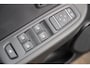 Renault Clio 0.9 TCe Limited Navigatie Bluetooth 16 inch LMV Airco Cruise Control Donkere Ramen