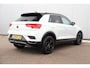 Volkswagen T-Roc 1.0 TSI Style Business Trekhaak 18 inch Zwarte Velgen Navigatie Carplay Android Airco Adaptive Cruise Control Parkeersensoren