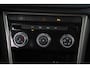 Volkswagen T-Roc 1.0 TSI Style Business Trekhaak 18 inch Zwarte Velgen Navigatie Carplay Android Airco Adaptive Cruise Control Parkeersensoren