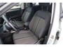 Volkswagen T-Roc 1.0 TSI Style Business Trekhaak 18 inch Zwarte Velgen Navigatie Carplay Android Airco Adaptive Cruise Control Parkeersensoren