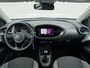 Toyota Aygo X 1.0 12V VVT-i First I NL-Auto I 100% dealer I Clima I Cruise I