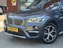 BMW X1 xDrive20i Executive // PANO / SCHUIF- KANTELDAK // NAVI // PDC V+A // CRUISE // TREKHAAK // ELEK. ACHTERKLEP //