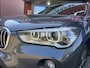 BMW X1 xDrive20i Executive // PANO / SCHUIF- KANTELDAK // NAVI // PDC V+A // CRUISE // TREKHAAK // ELEK. ACHTERKLEP //