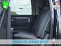 Ram 1500 Classic | SLT | 5.7L HEMI | Container | Night Edition | 6 zitplaatsen | Container | Night edition | treeplanken |