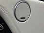 Land Rover Range Rover P400 404pk Hybrid Autobiography | Dealer Onderhouden | Nieuw Accu-Pakket | Panorama | ACC | 360 Camera | 33300,= ex btw | Massage | Stoelventilatie V+A | ISO-Glas | Meridian-Sound | Memory Achter | Alcantara Hemelbekleding | Elektrische Achter-Stoelen | Stoelverwarming V+A | 4-Zone Clima | Keyless-Entry | Luchtvering |